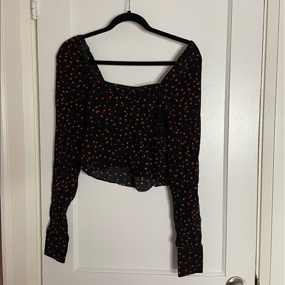 Free people cropped black cherry blouse - size small - Picture 1 of 6